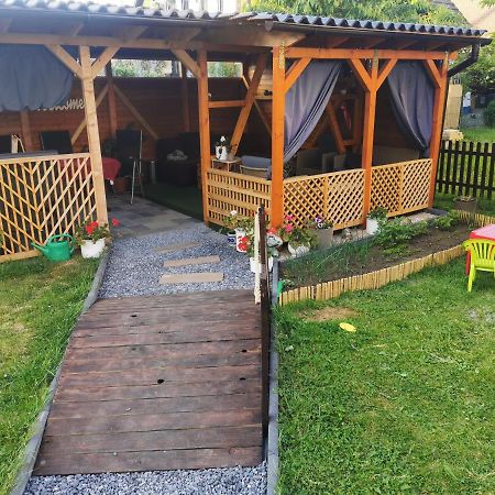 4-Zimmer-Wohnung Mit 6 Betten Bad Oeynhausen Exterior foto